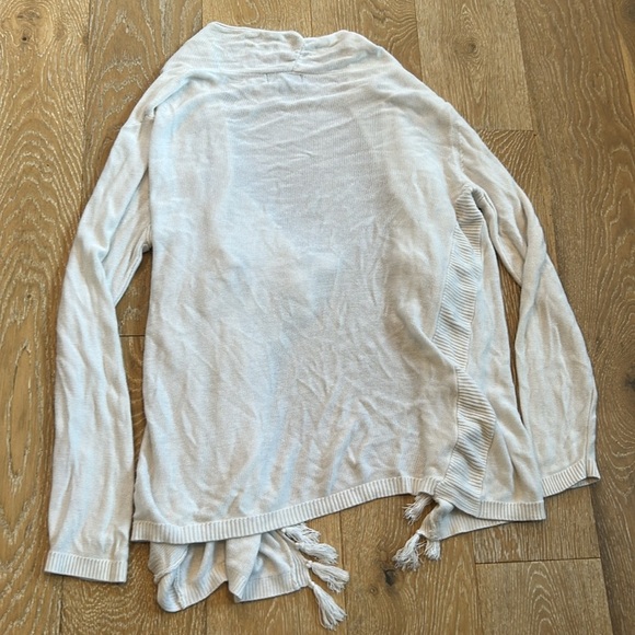 Duffield Lane Silk Blend Cardigan - Picture 6 of 6